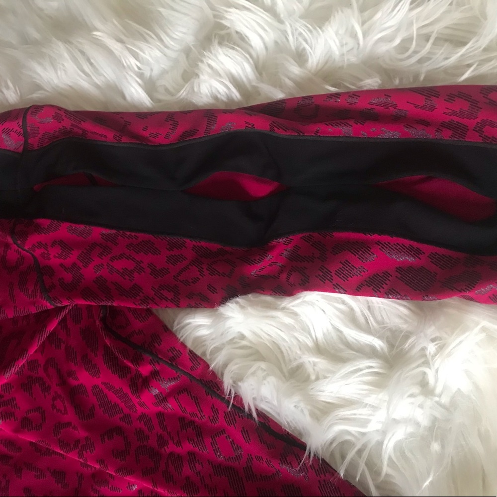 EVA VARRO Tunic - Picture 7 of 7